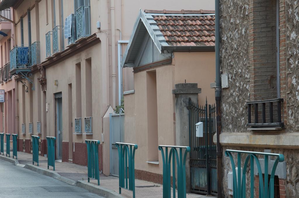 Appartement Les Clematites Menton Exteriör bild